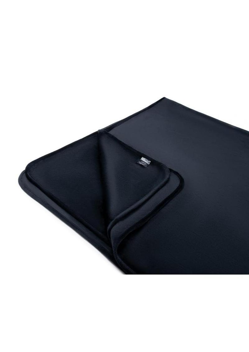 Whipsmart Waterproof Love Throw-Black